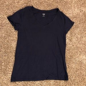 Must go! - Gap v neck favorite tee